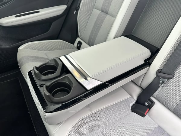 Photo de la voiture RENAULT SCENIC E-TECH 100% ELECTRIQUE electrique 220 ch grande autonomie Techno Iconic