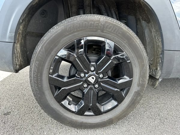 Photo de la voiture DACIA DUSTER ECO-G 100 4x2 SL Extreme