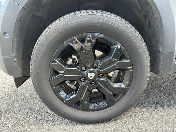 Photo de la voiture DACIA DUSTER ECO-G 100 4x2 SL Extreme