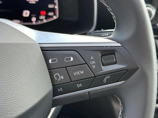 Photo de la voiture SEAT LEON 1.0 TSI 110 BVM6 Style