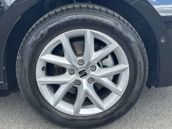 Photo de la voiture SEAT LEON 1.0 TSI 110 BVM6 Style