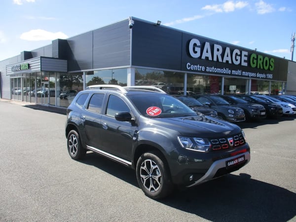 Photo de la voiture DACIA DUSTER Blue dCi 115 4x4 15 ans