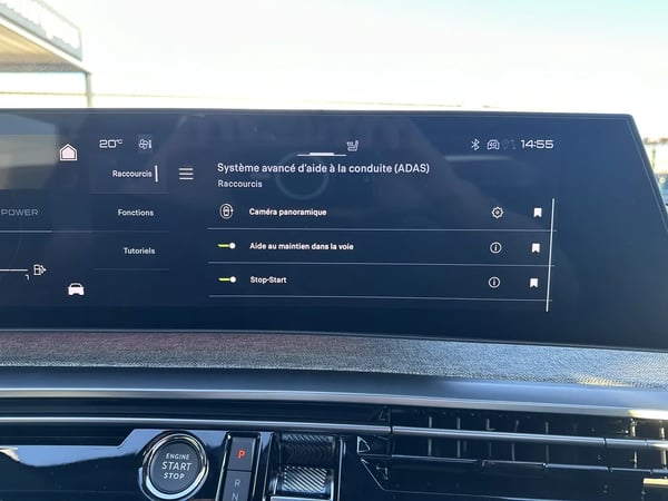 Photo de la voiture PEUGEOT 5008 Hybrid 136 e-DCS6 GT