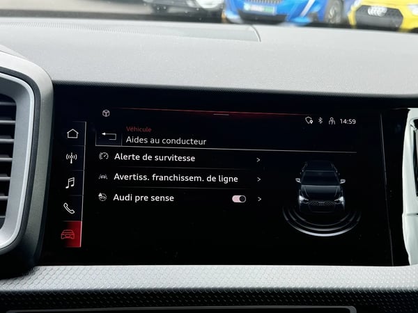 Photo de la voiture AUDI A1 SPORTBACK 30 TFSI 110 ch BVM6 S Line