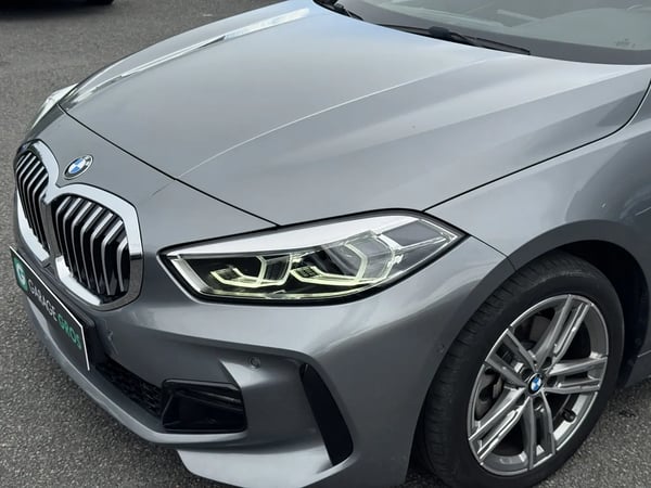 Photo de la voiture BMW SERIE 1 F40 118d 150 ch BVA8 M Sport