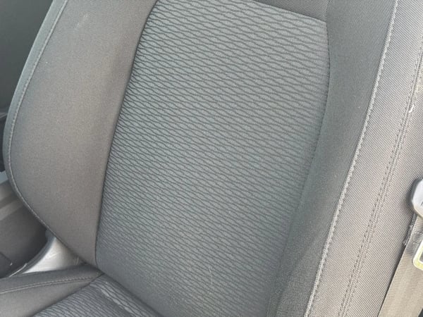 Photo de la voiture LAND ROVER DISCOVERY SPORT Mark II TD4 150ch Pure