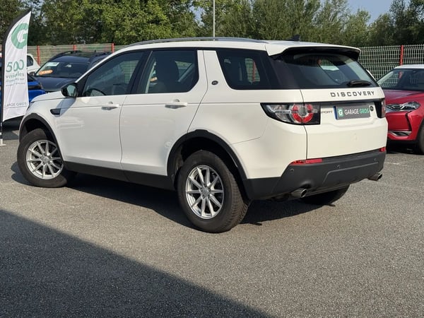 Photo de la voiture LAND ROVER DISCOVERY SPORT Mark II TD4 150ch Pure
