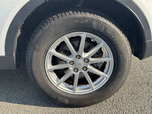 Photo de la voiture LAND ROVER DISCOVERY SPORT Mark II TD4 150ch Pure