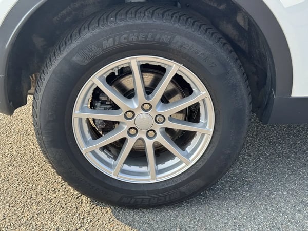 Photo de la voiture LAND ROVER DISCOVERY SPORT Mark II TD4 150ch Pure
