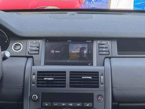 Photo de la voiture LAND ROVER DISCOVERY SPORT Mark II TD4 150ch Pure