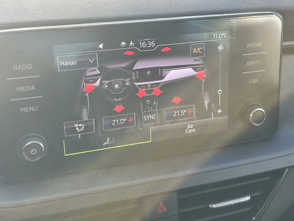 Photo de la voiture SKODA SCALA 1.0 TSI Evo 110 ch BVM6 Ambition