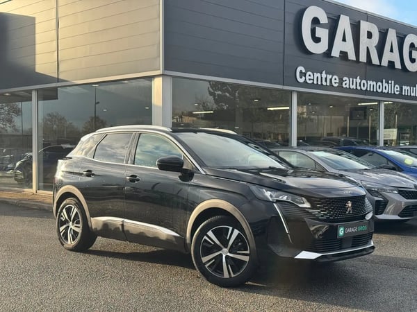 Photo de présentation de la voiture PEUGEOT 3008 PureTech 130ch S&S BVM6 GT