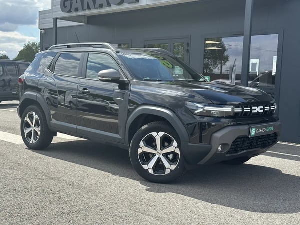 Photo de présentation de la voiture DACIA DUSTER Mild Hybrid 130 4x4 Journey