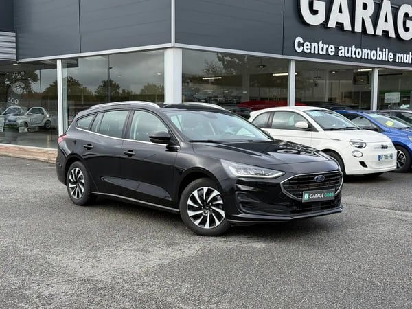 Photo de présentation de la voiture FORD FOCUS SW 1.0 EcoBoost 125 S&S mHEV Titanium X Business