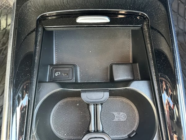 Photo de la voiture MERCEDES CLASSE B 200 d 8G-DCT Progressive Line Edition