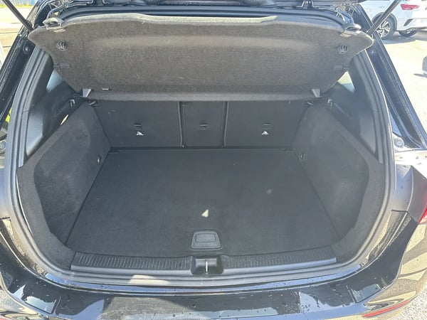 Photo de la voiture MERCEDES CLASSE B 200 d 8G-DCT Progressive Line Edition