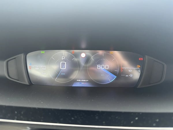 Photo de la voiture PEUGEOT 308 BlueHDi 130ch S&S EAT8 Allure