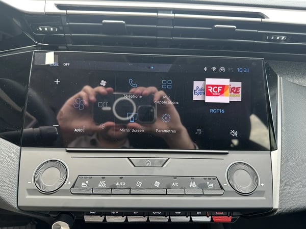 Photo de la voiture PEUGEOT 308 BlueHDi 130ch S&S EAT8 Allure