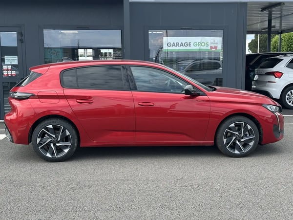 Photo de la voiture PEUGEOT 308 BlueHDi 130ch S&S EAT8 Allure