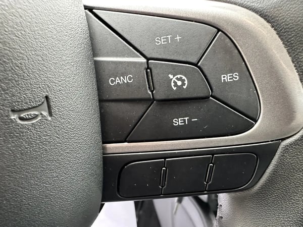 Photo de la voiture FIAT TIPO 1.6 MultiJet 120 ch Easy