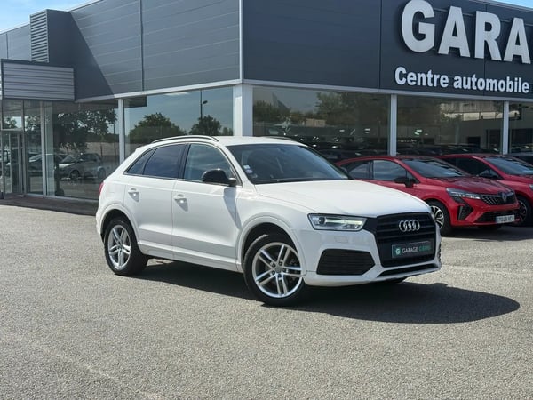 Photo de présentation de la voiture AUDI Q3 1.4 TFSI COD 150 ch S tronic 6 S line