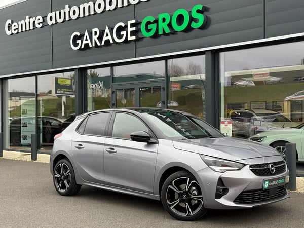 Photo de présentation de la voiture OPEL CORSA 1.2 Turbo 100 ch BVM6 GS