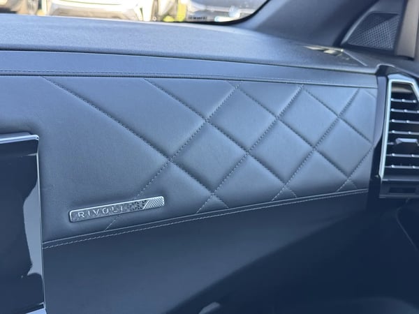 Photo de la voiture DS DS7 CROSSBACK BlueHDi 180 EAT8 Grand Chic