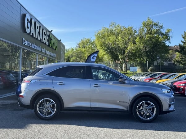 Photo de la voiture DS DS7 CROSSBACK BlueHDi 180 EAT8 Grand Chic