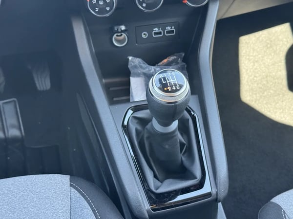 Photo de la voiture RENAULT CLIO V dCi 100 GSR2 Evolution