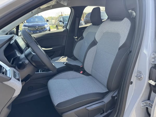 Photo de la voiture RENAULT CLIO V dCi 100 GSR2 Evolution