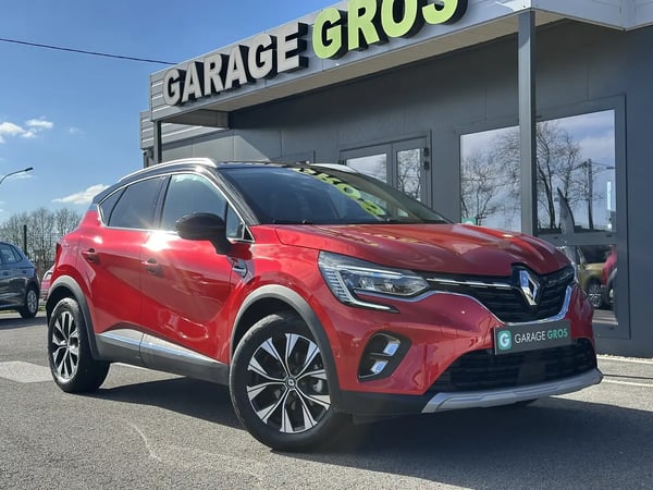 Photo de présentation de la voiture RENAULT CAPTUR TCe 90 Techno