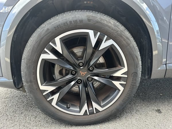 Photo de la voiture CUPRA FORMENTOR 1.5 TSI 150 ch V