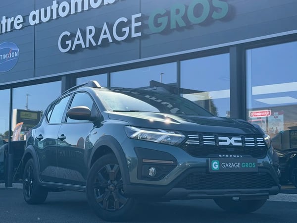 Photo de présentation de la voiture DACIA SANDERO ECO-G 100 GSR2 Stepway Extreme +