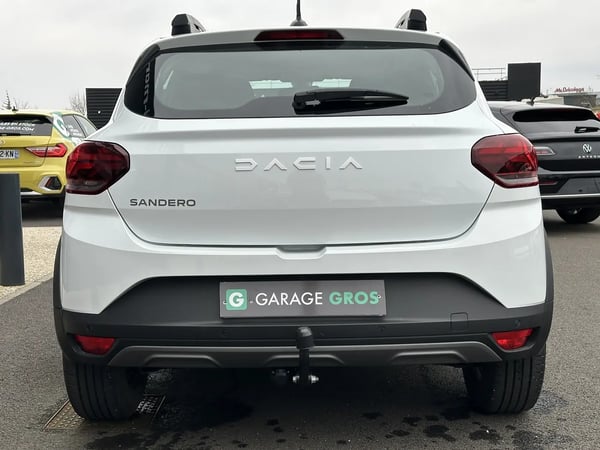Photo de la voiture DACIA SANDERO ECO-G 100 Stepway Expression