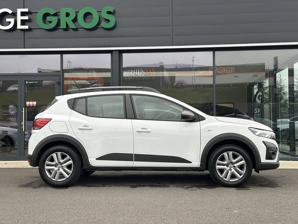Photo de la voiture DACIA SANDERO ECO-G 100 Stepway Expression