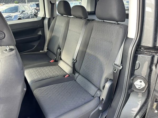 Photo de la voiture VOLKSWAGEN CADDY 1.5 TSI 114 DSG7 Life
