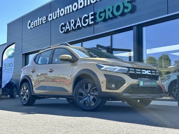 Photo de la voiture DACIA SANDERO ECO-G 100 GSR2 Stepway Expression