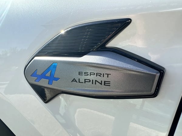Photo de la voiture RENAULT SYMBIOZ E-Tech full hybrid 145 Esprit Alpine
