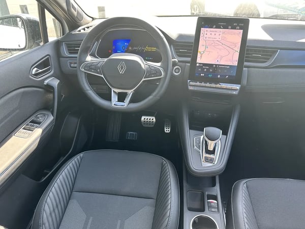 Photo de la voiture RENAULT SYMBIOZ E-Tech full hybrid 145 Esprit Alpine