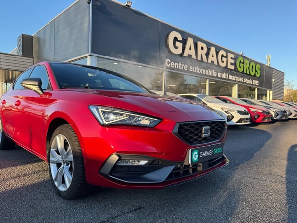 Photo de la voiture SEAT LEON e-Hybrid 204 ch DSG6 FR