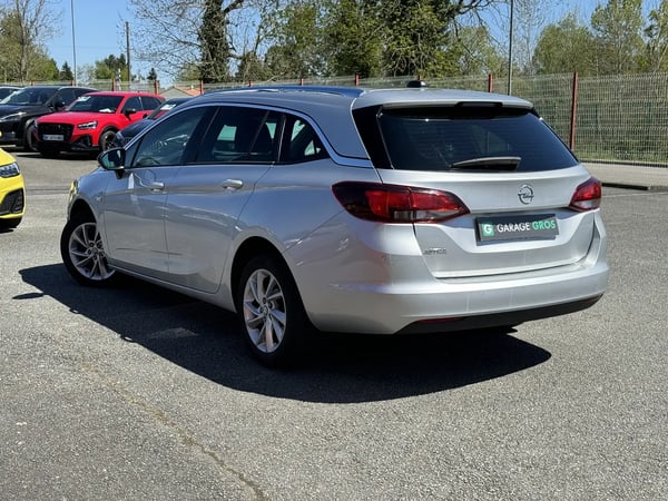 Photo de la voiture OPEL ASTRA SPORTS TOURER 1.5 Diesel 122 ch BVM6 Elegance Business