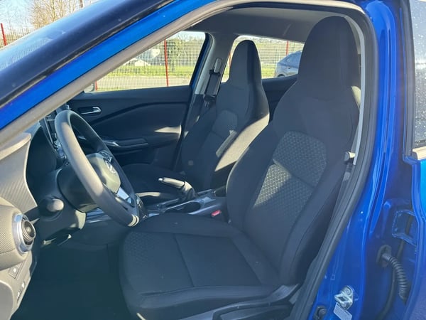 Photo de la voiture NISSAN JUKE 2023.5 DIG-T 114 Acenta