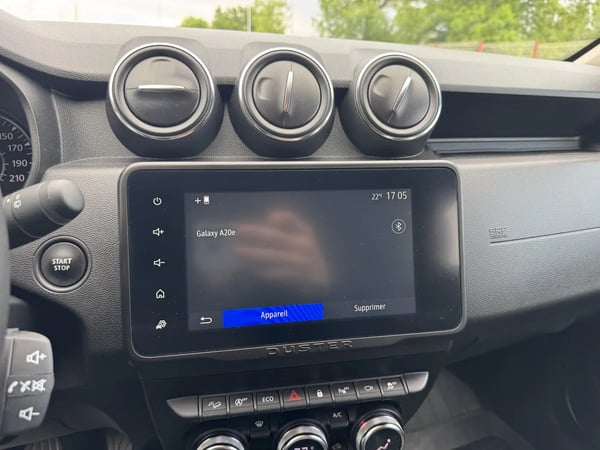 Photo de la voiture DACIA DUSTER Blue dCi 115 4x4 Prestige