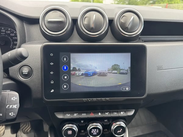 Photo de la voiture DACIA DUSTER Blue dCi 115 4x4 Prestige