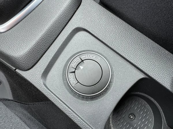 Photo de la voiture DACIA DUSTER Blue dCi 115 4x4 Prestige