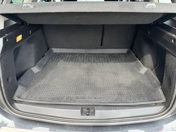 Photo de la voiture DACIA DUSTER Blue dCi 115 4x4 Prestige