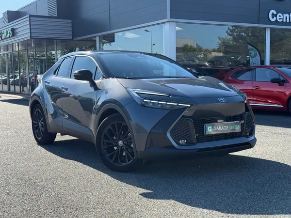 Photo de présentation de la voiture TOYOTA C-HR Hybride 200 GR Sport