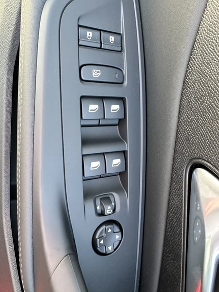 Photo de la voiture PEUGEOT 308 BlueHDi 130ch S&S EAT8 Allure