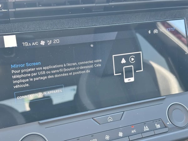 Photo de la voiture PEUGEOT 308 BlueHDi 130ch S&S EAT8 Allure