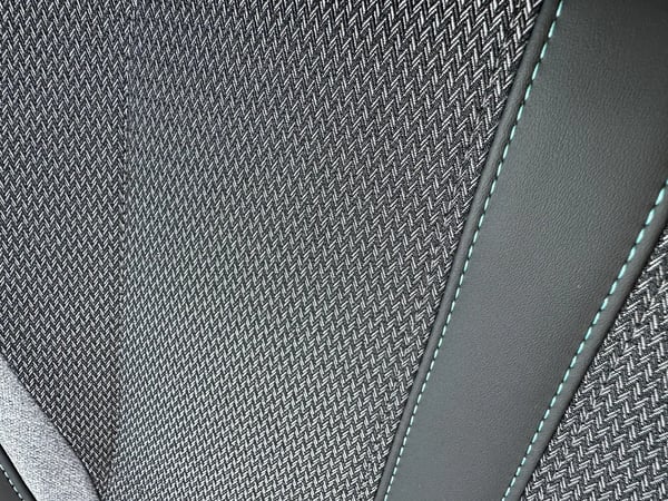 Photo de la voiture PEUGEOT 308 BlueHDi 130ch S&S EAT8 Allure